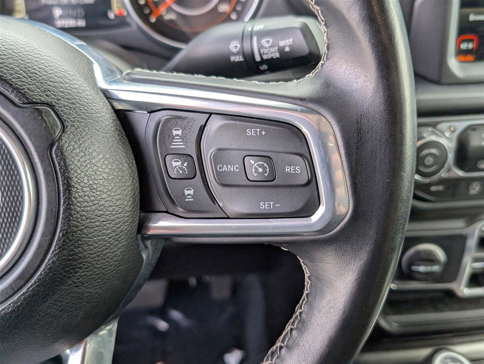 Used 2020 Jeep Gladiator Overland image 21