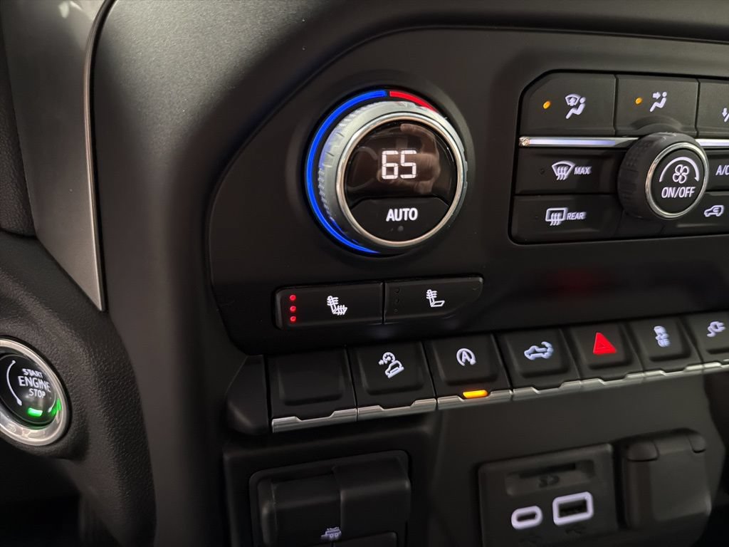 Used 2019 Chevrolet Silverado 1500 LT w/ All-Star Edition AWD/4WD image 32
