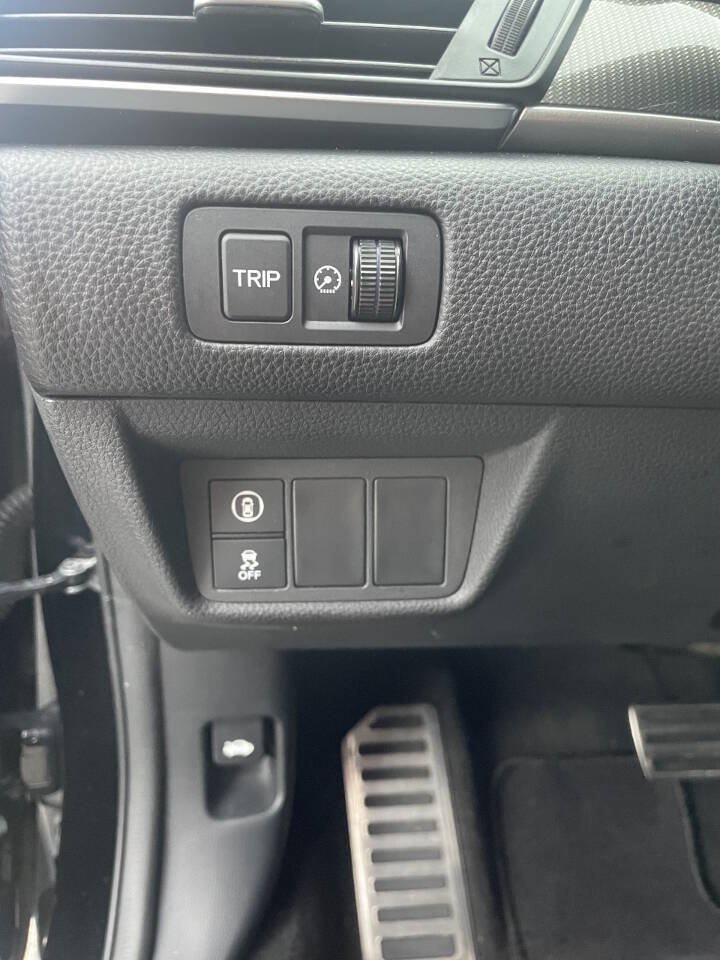 Used 2018 Honda Accord Sport image 17