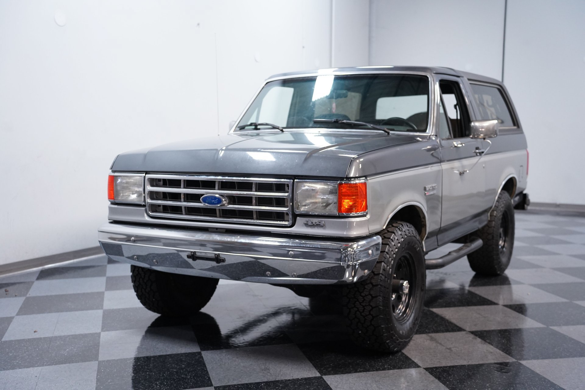 Used 1989 Ford Bronco AWD/4WD image 16