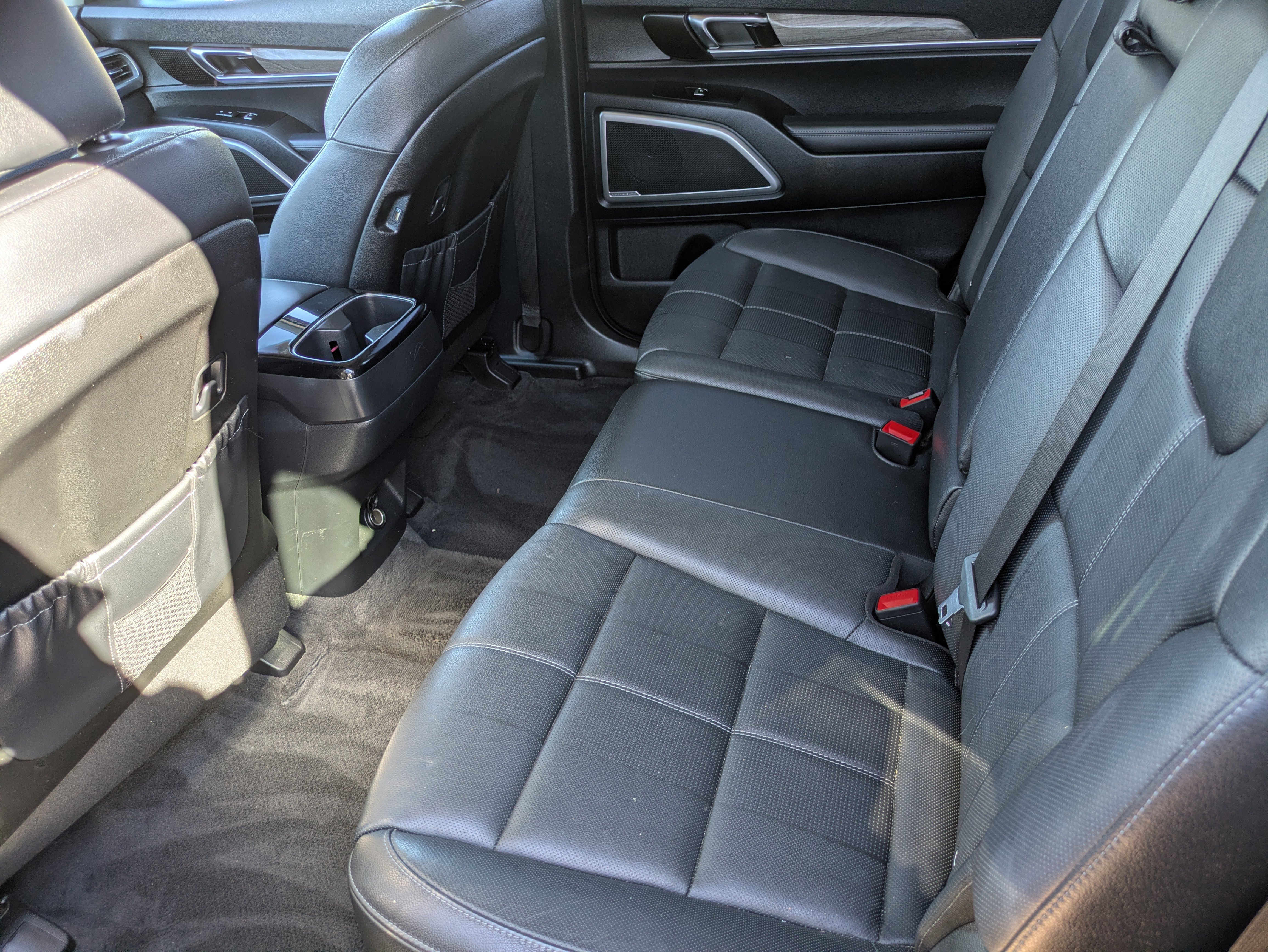 Used 2020 Kia Telluride EX image 17