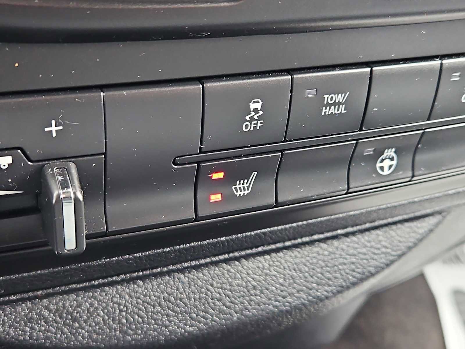 Used 2015 RAM 2500 Big Horn image 26