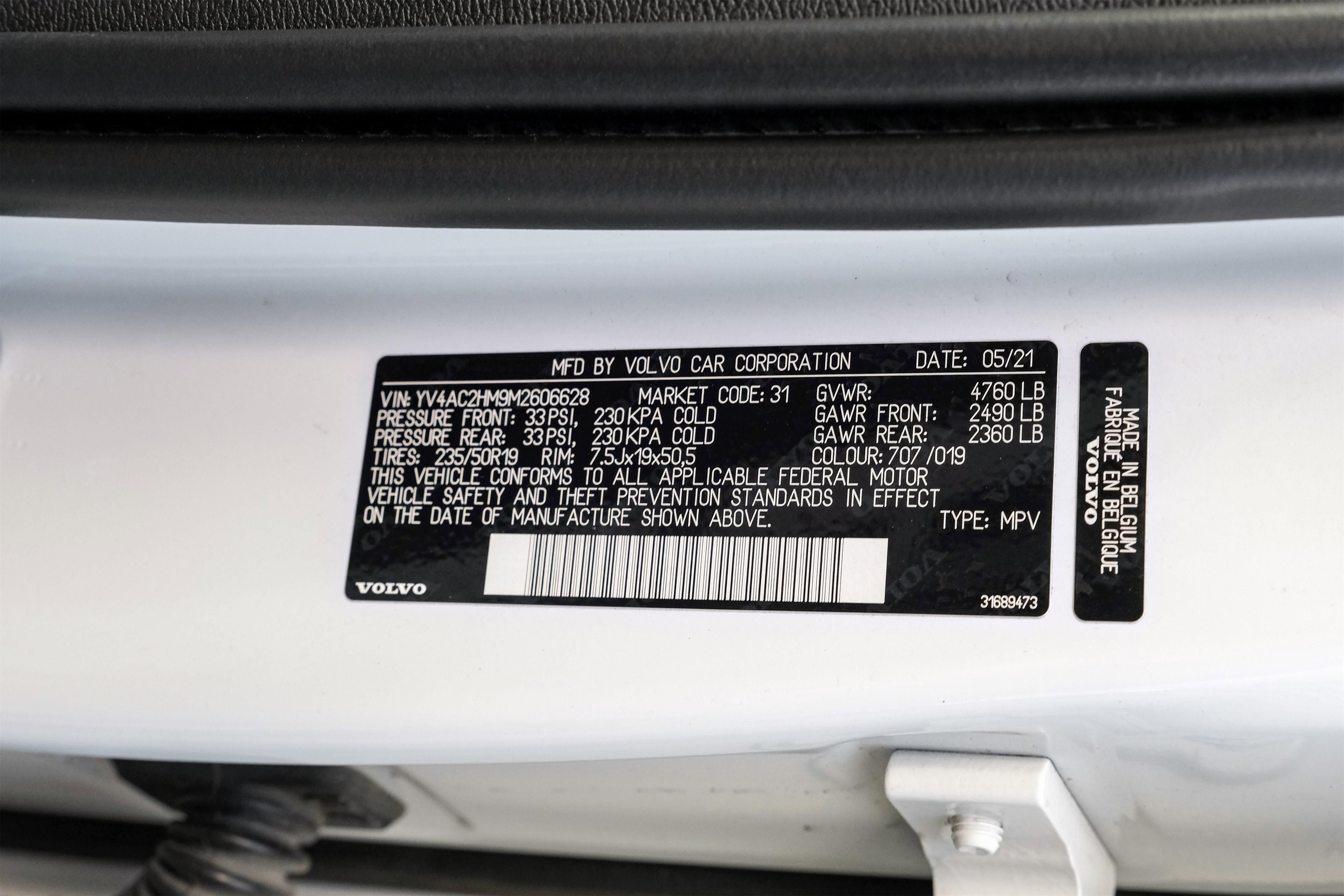 Used 2021 Volvo XC40 T4 R-Design image 64