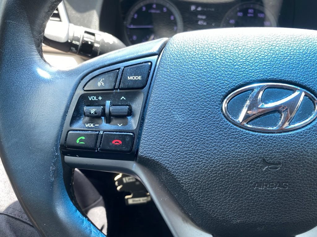Used 2016 Hyundai Tucson Limited w/ Option Group 03 FWD image 24
