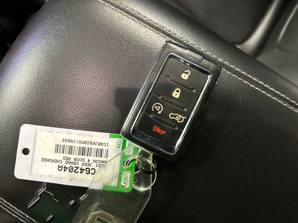 Used 2021 Jeep Grand Cherokee L Limited image 22