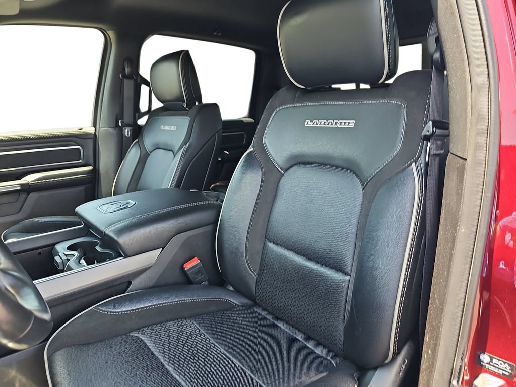 Used 2024 RAM 1500 Laramie AWD/4WD image 15