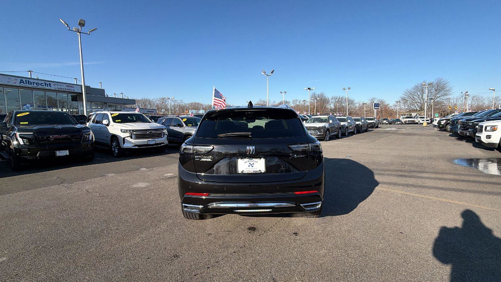 New 2025 Buick Envision Avenir image 6