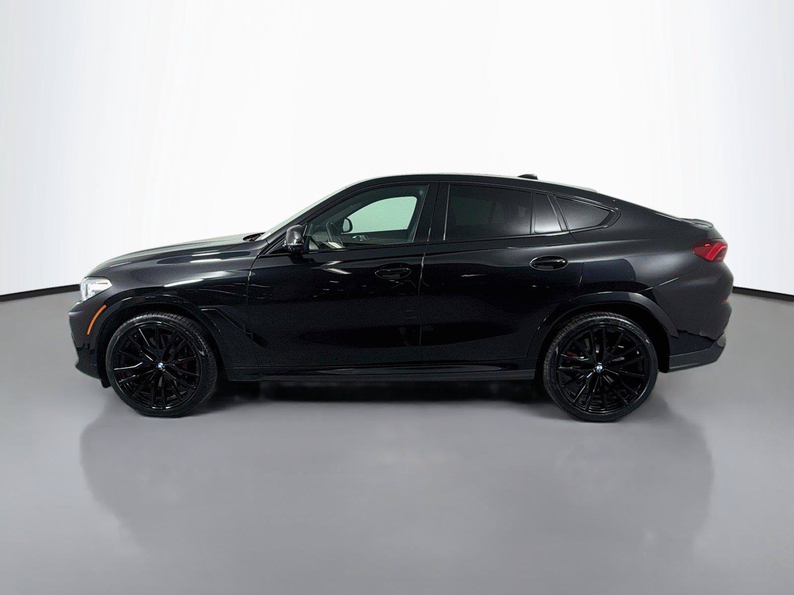 Used 2023 BMW X6 M50i w/ Executive Package AWD/4WD image 8