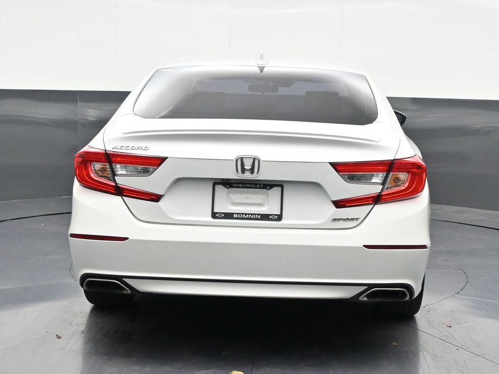 Used 2019 Honda Accord Sport image 4