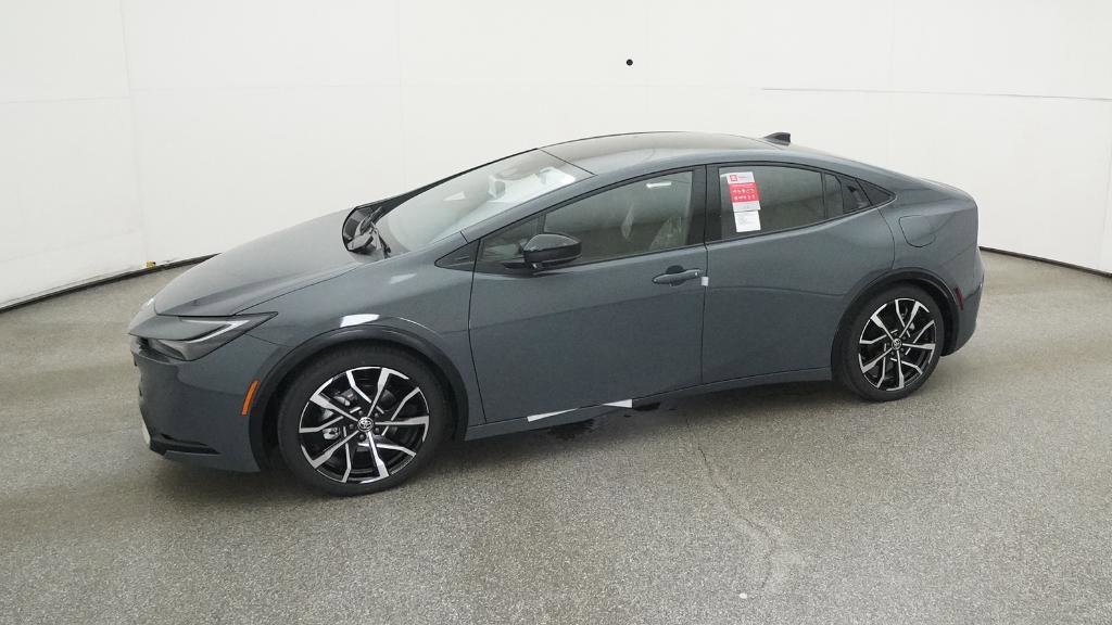 New 2025 Toyota Prius Plug-In Hybrid image 5