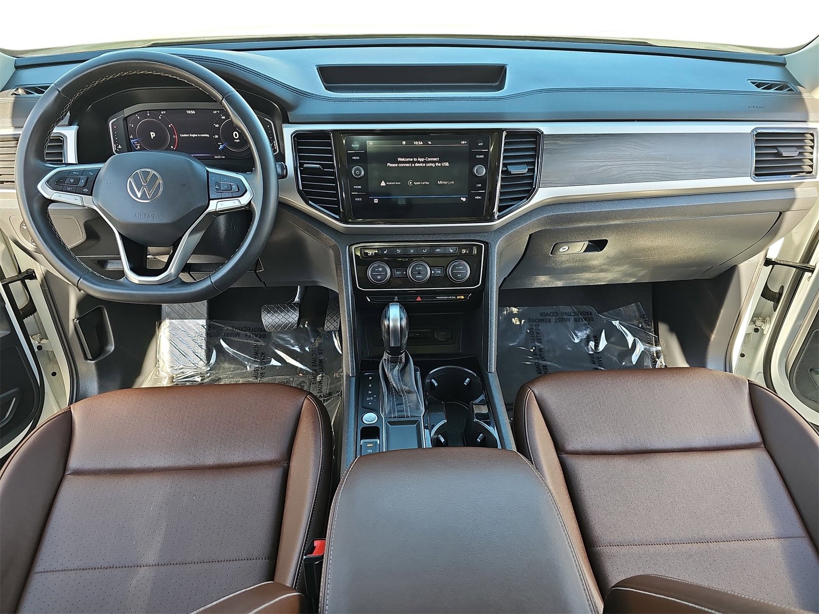 Used 2023 Volkswagen Atlas SE w/ Panoramic Sunroof Package image 9