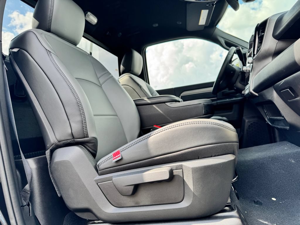 New 2026 RAM 3500 Tradesman AWD/4WD image 12