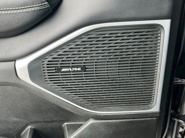 Used 2023 Jeep Wagoneer L Series III w/ Preferred Equipment Group image 22