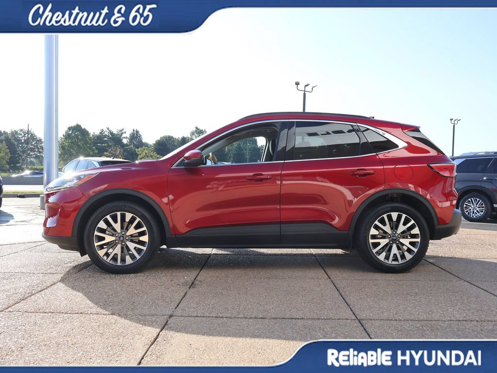 Used 2020 Ford Escape Titanium AWD/4WD image 3