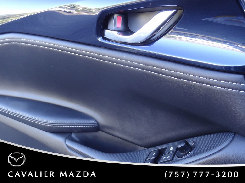 Certified 2021 MAZDA MX-5 Miata RF Grand Touring RWD image 15