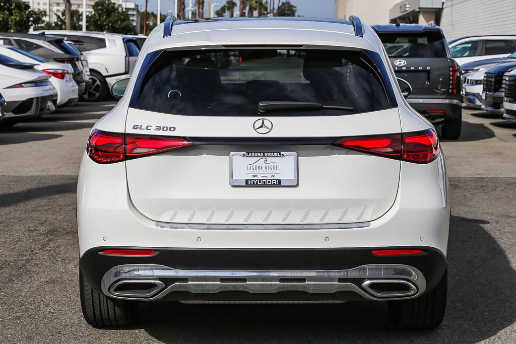 Used 2023 Mercedes-Benz GLC 300 image 7