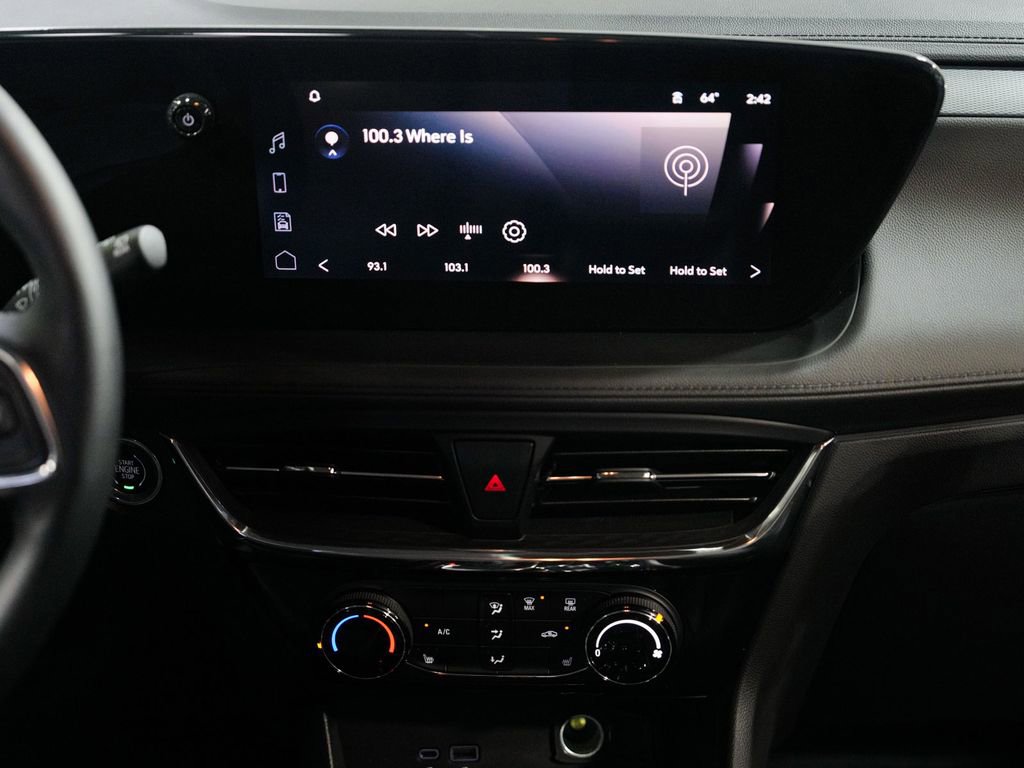 Used 2025 Buick Encore GX Sport Touring w/ Comfort Package FWD image 18