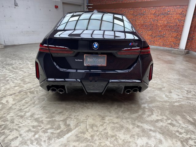 Used 2026 BMW M5 image 4