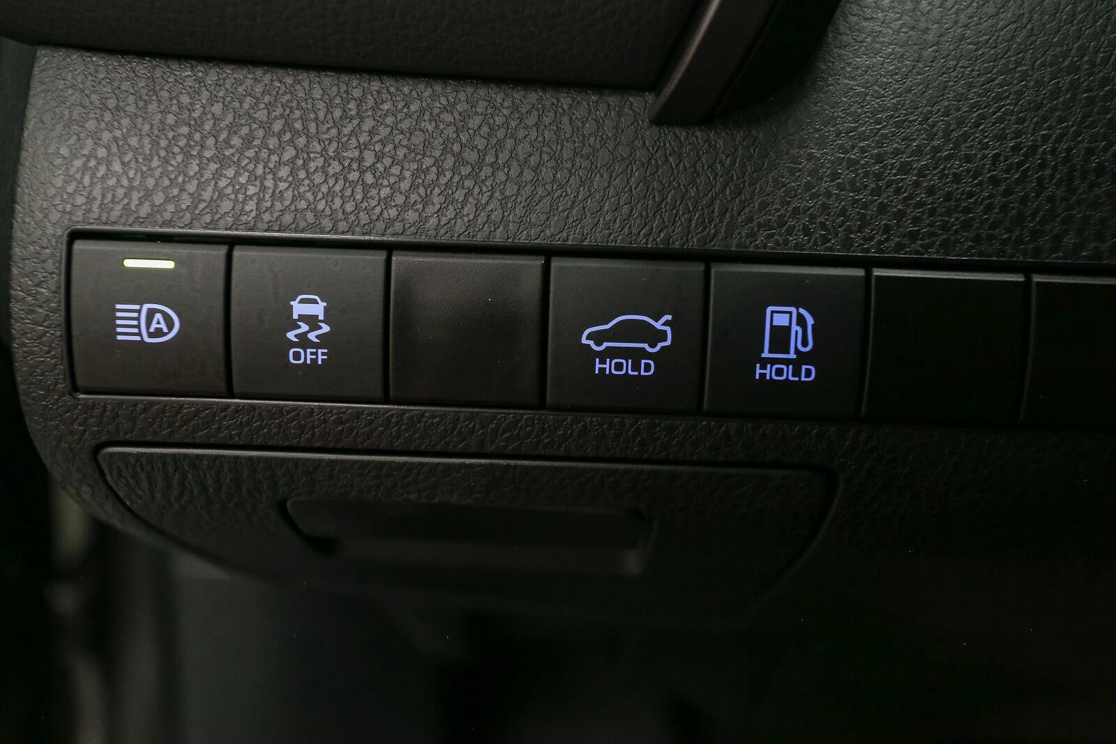 Certified 2024 Toyota Camry SE AWD/4WD image 40