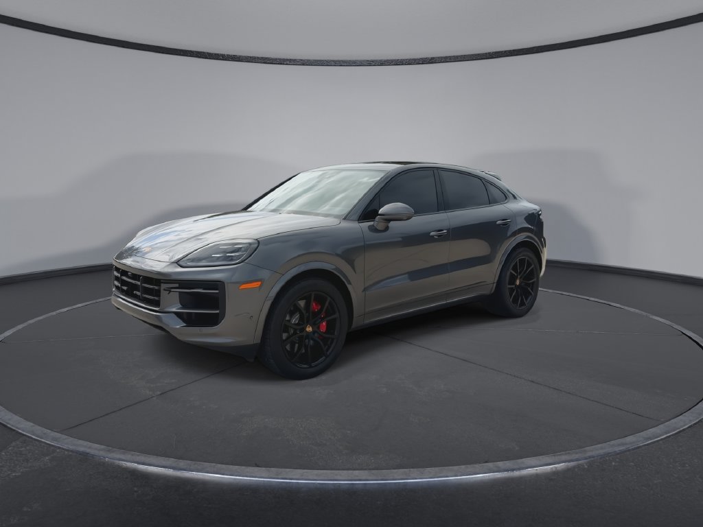 Used 2025 Porsche Cayenne S AWD/4WD image 4