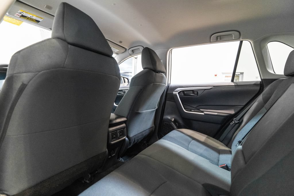 Certified 2025 Toyota RAV4 LE AWD/4WD image 14