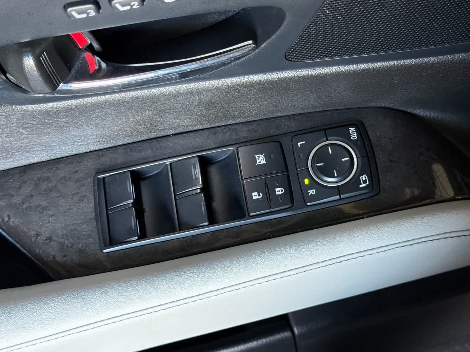 Used 2015 Lexus RX 350 AWD image 13