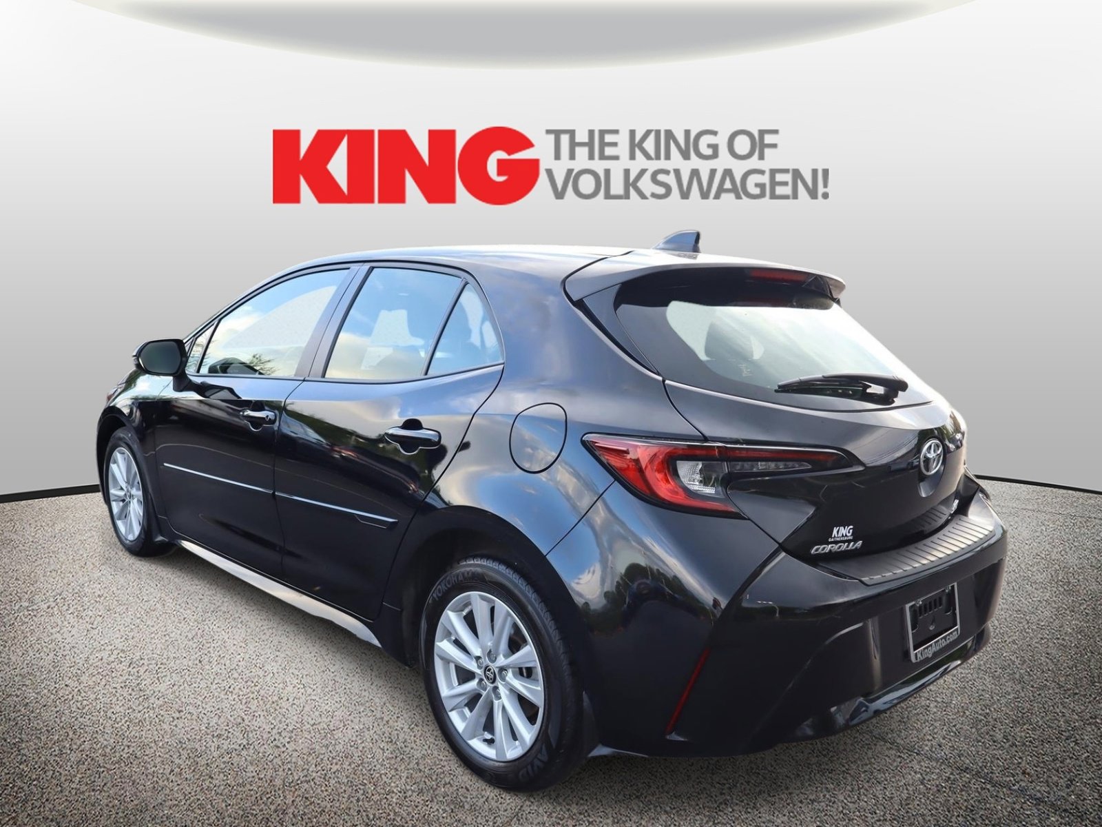 Used 2024 Toyota Corolla SE FWD image 6
