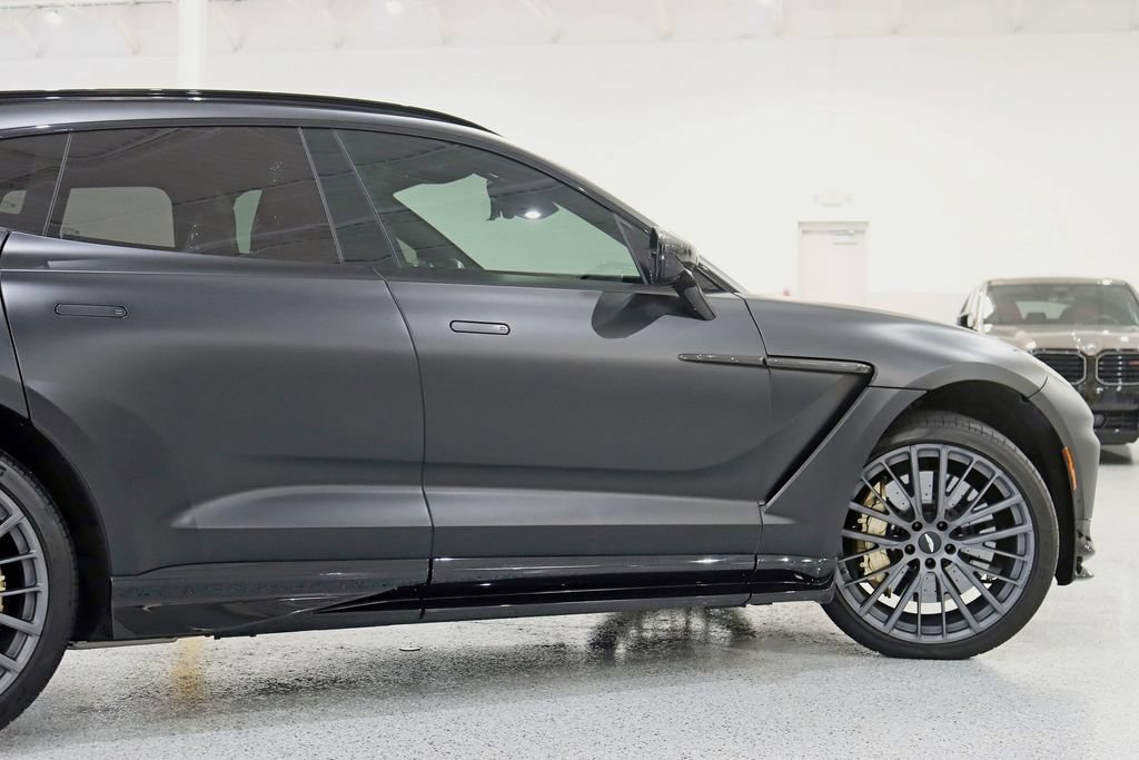 Used 2023 Aston Martin DBX 707 AWD/4WD image 11