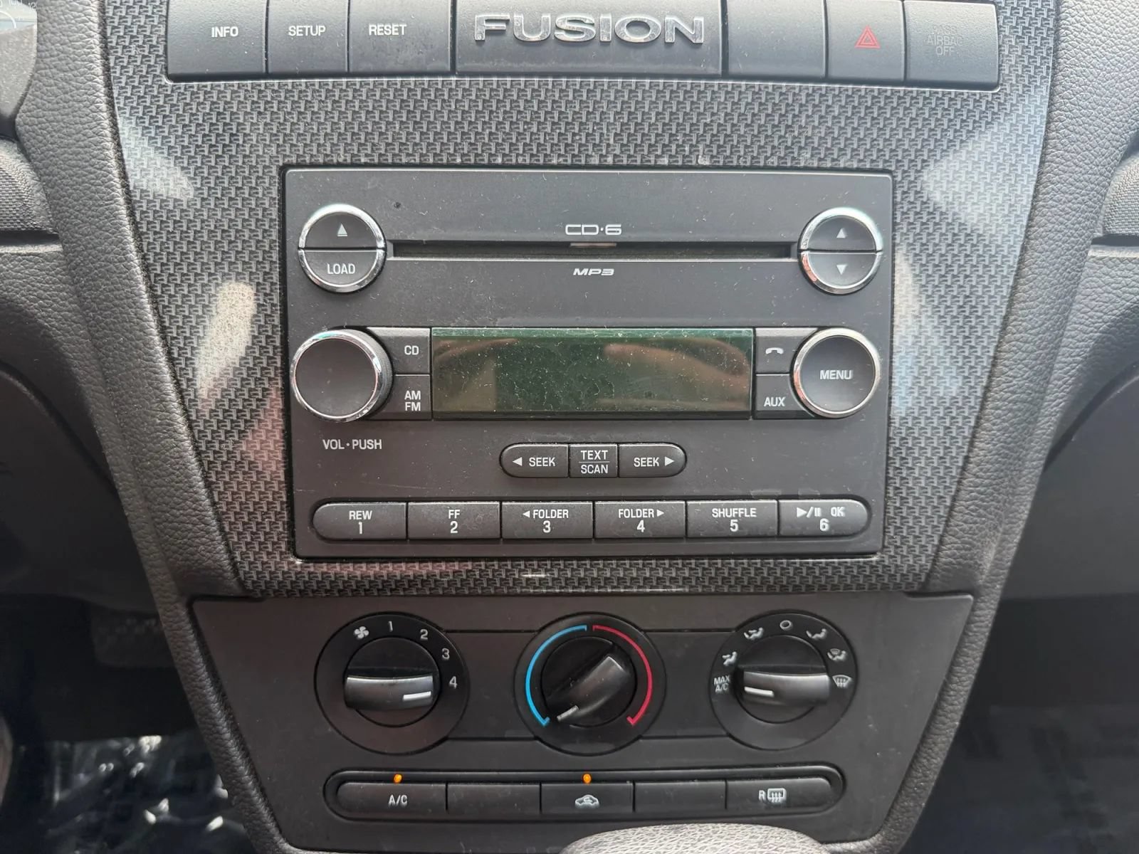 Used 2009 Ford Fusion SE FWD image 25