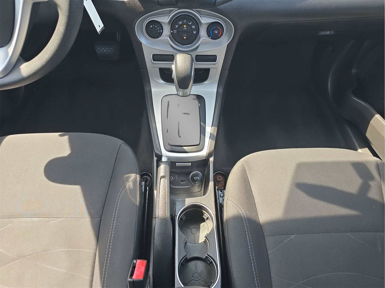 Used 2019 Ford Fiesta SE FWD image 18