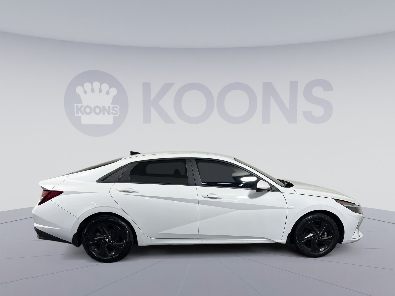 Used 2023 Hyundai Elantra SEL FWD image 12