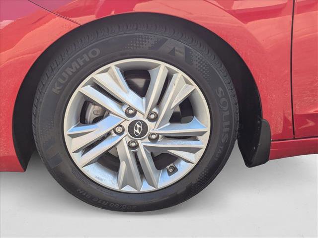 Used 2020 Hyundai Elantra SEL image 21