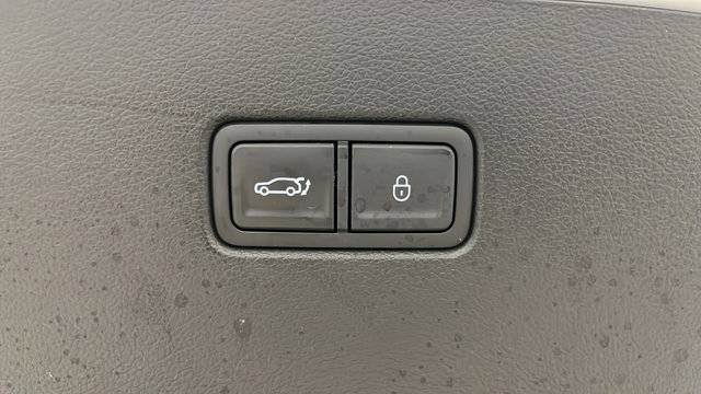 Used 2025 Genesis GV80 3.5T e-SC AWD/4WD image 30