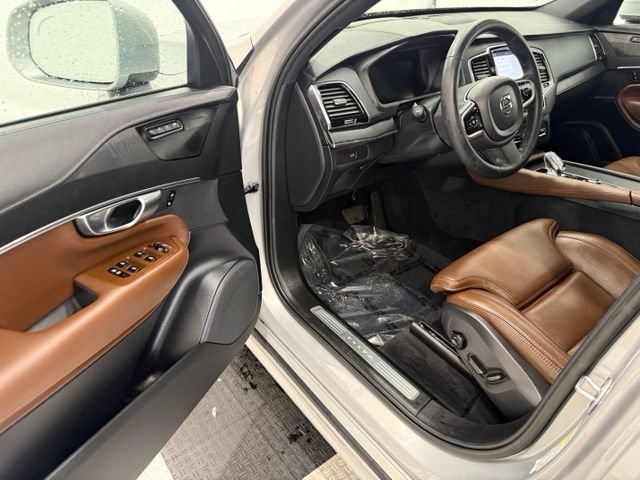 Used 2023 Volvo XC90 B6 Ultimate AWD/4WD image 34