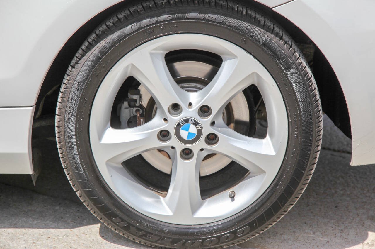 Used 2011 BMW 128i Coupe RWD image 10
