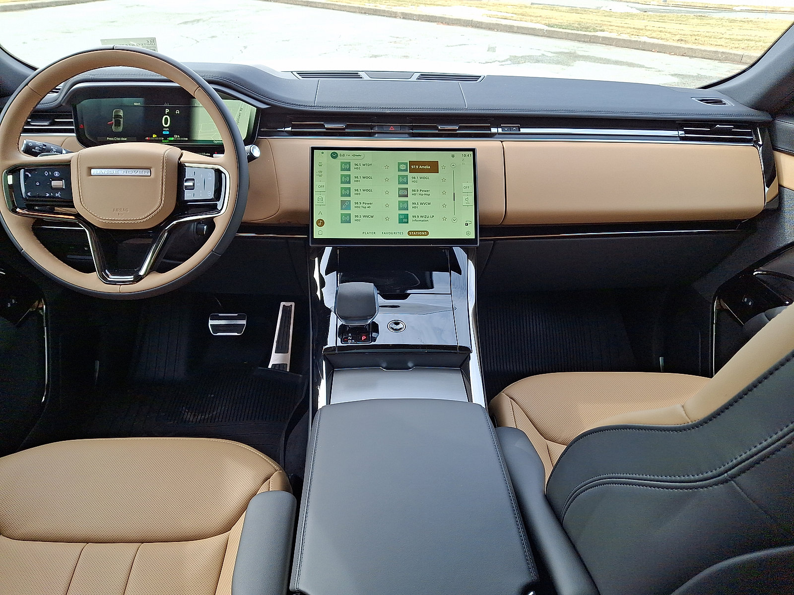 New 2026 Land Rover Range Rover Sport Dynamic SE image 13