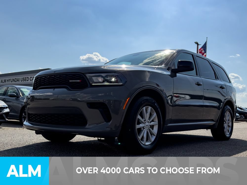 Used 2025 Dodge Durango GT RWD image 2