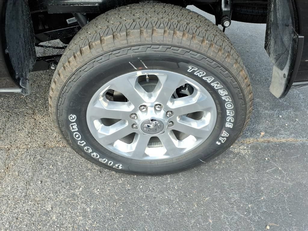 New 2026 RAM 2500 Laramie AWD/4WD image 7