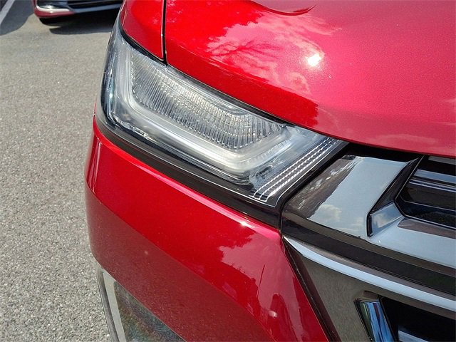 Used 2023 Chevrolet Traverse RS image 28