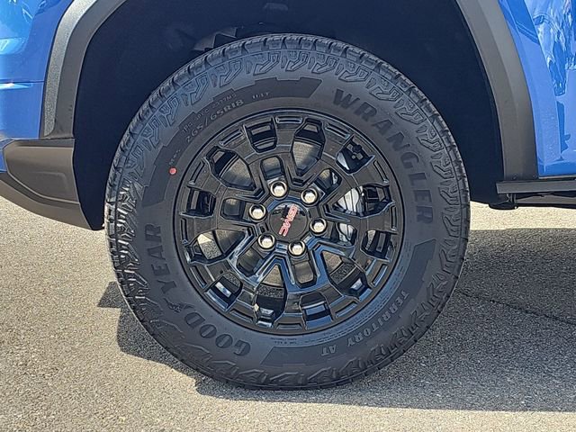 New 2026 GMC Canyon Elevation w/ Convenience Package image 18