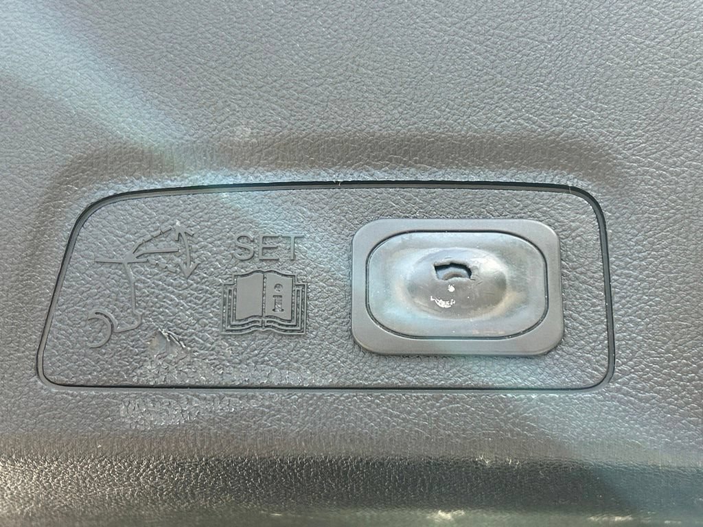 Used 2019 Lincoln MKC Premiere FWD image 51