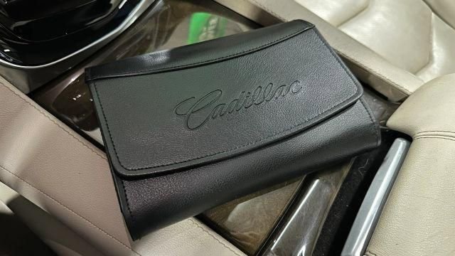 Used 2019 Cadillac Escalade Premium Luxury image 53