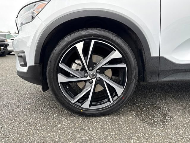 Used 2021 Volvo XC40 T5 R-Design w/ Protection Package Premier AWD/4WD image 15