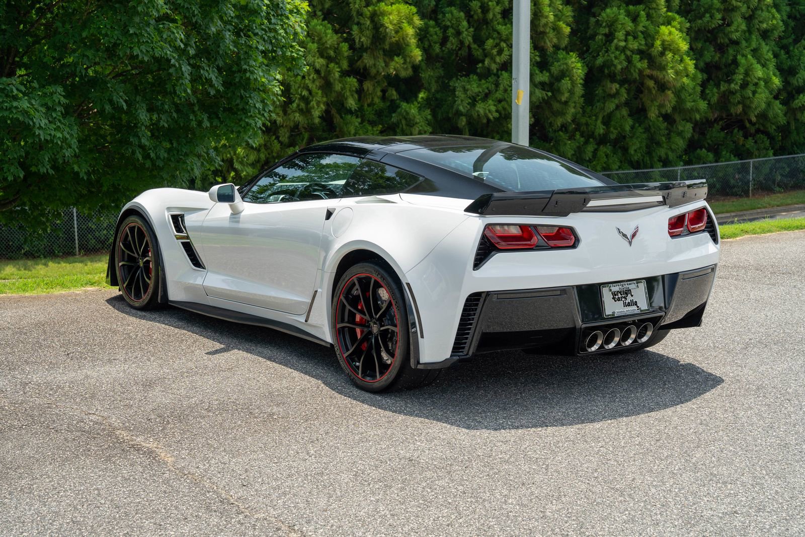 Used 2018 Chevrolet Corvette Grand Sport w/ Z07 Performance Package image 2
