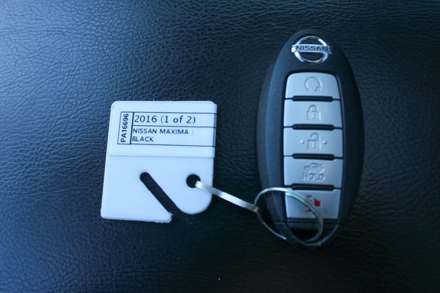 Used 2016 Nissan Maxima Platinum image 30