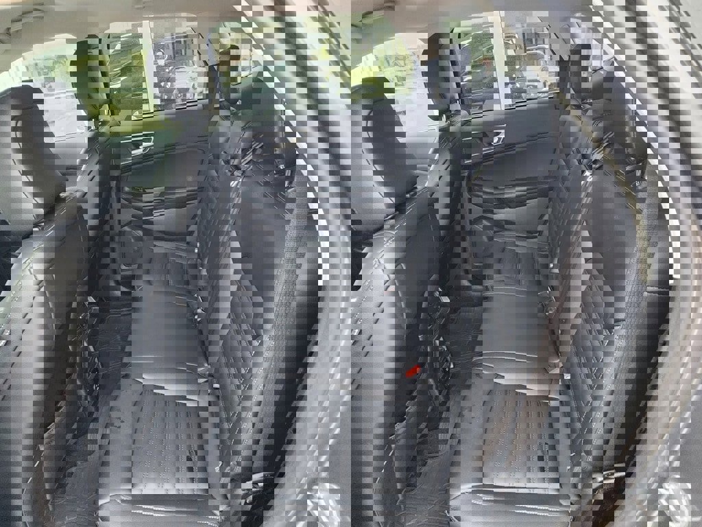 Used 2022 Ford Edge SEL w/ Convenience Package image 12