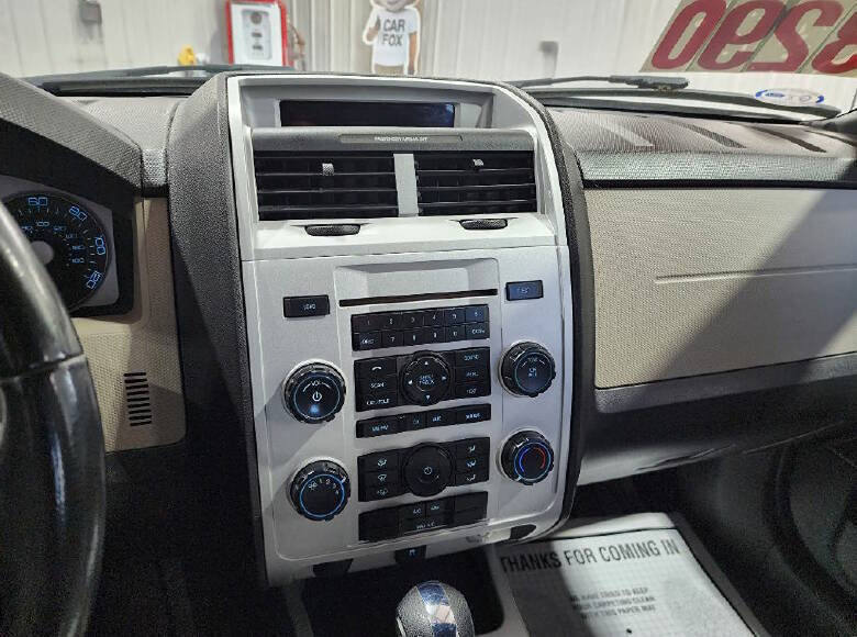 Used 2010 Mercury Mariner 2WD image 13