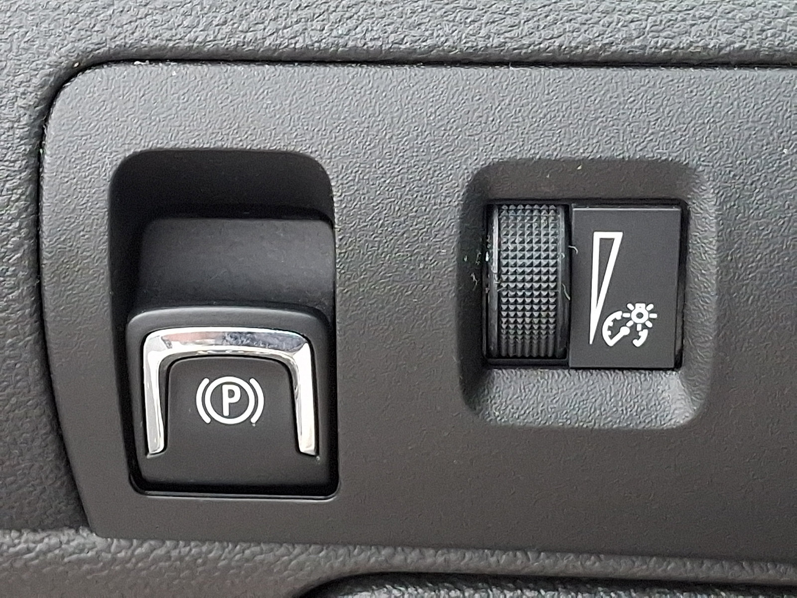 Used 2015 Chevrolet Impala LS w/ LS Convenience Package FWD image 22