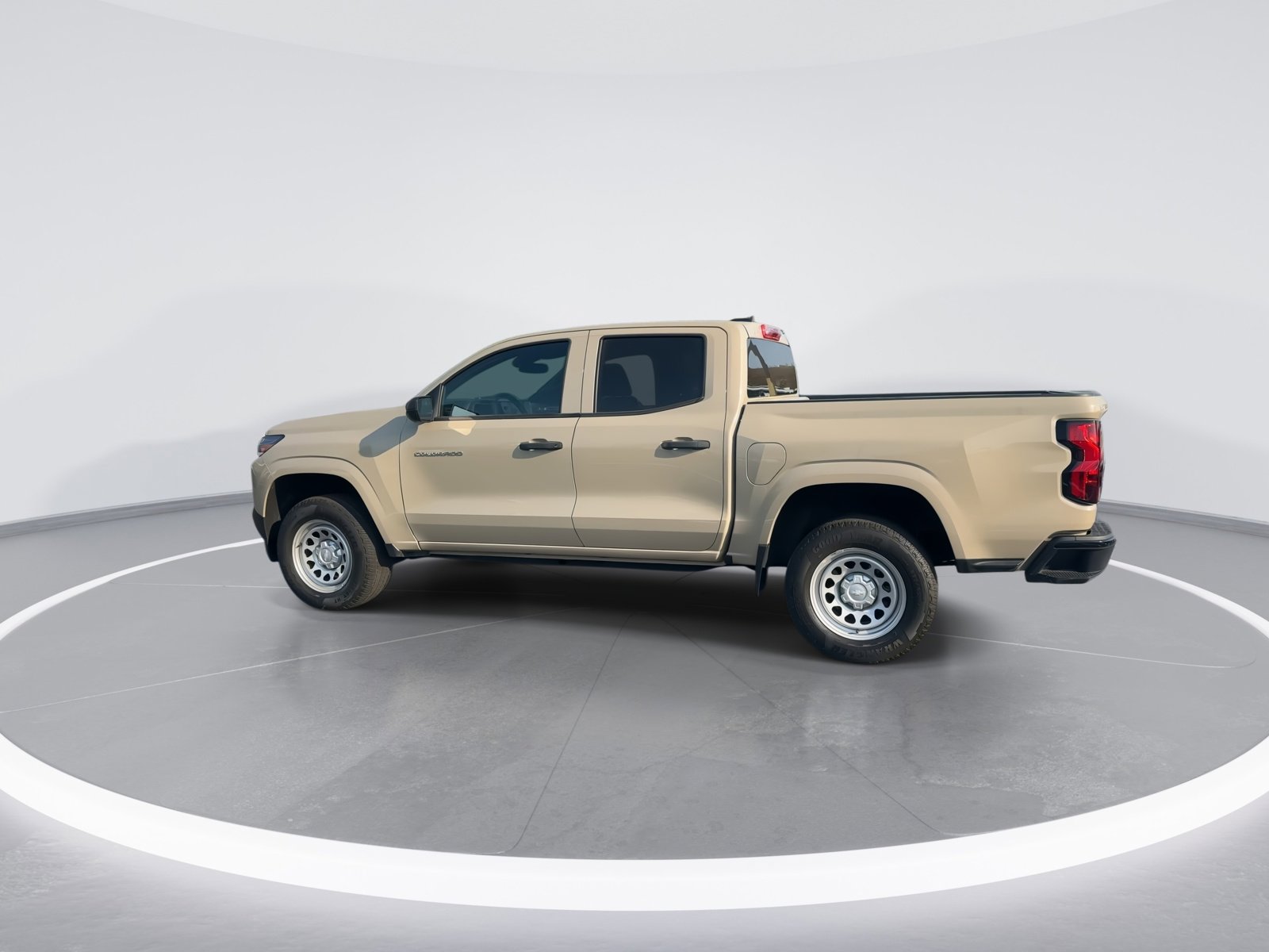 Used 2024 Chevrolet Colorado W/T image 6