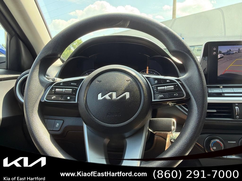 Certified 2023 Kia Forte LXS w/ LXS Technology Package FWD image 30
